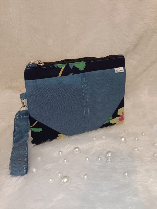 Denim Hold