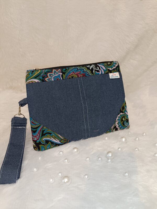 Denim Hold